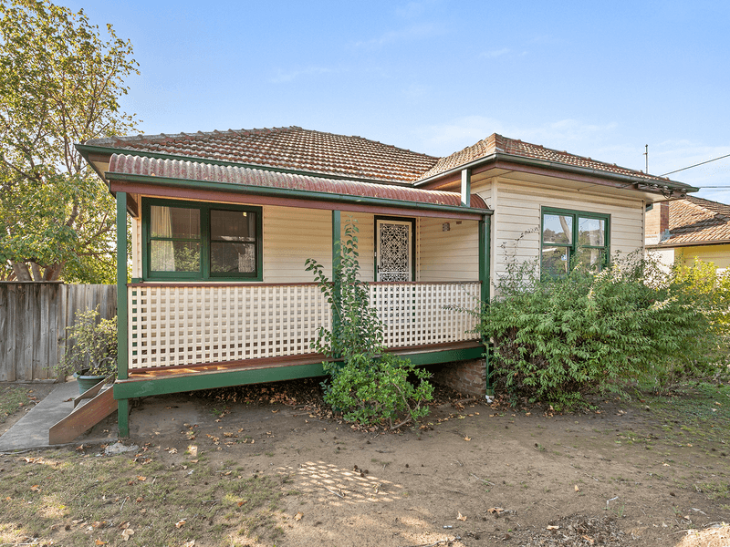 13 Binalong Road