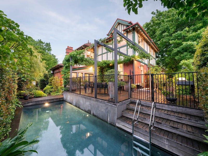 2 Craig Avenue, Camberwell, Vic 3124