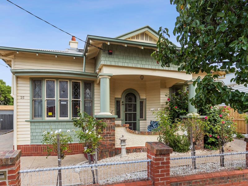 25 Roebuck Street, Newtown, Vic 3220