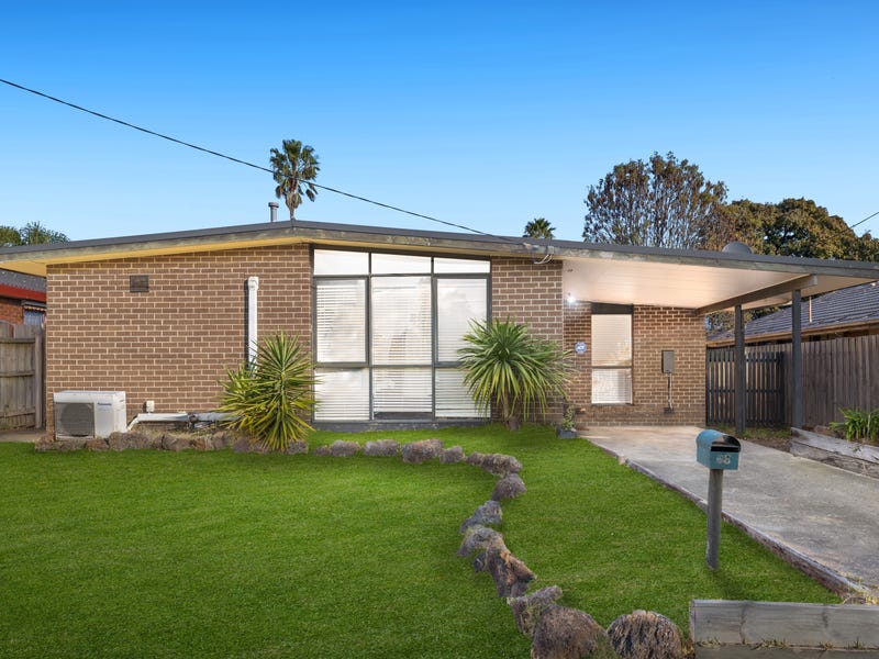 65 Silvertop Crescent