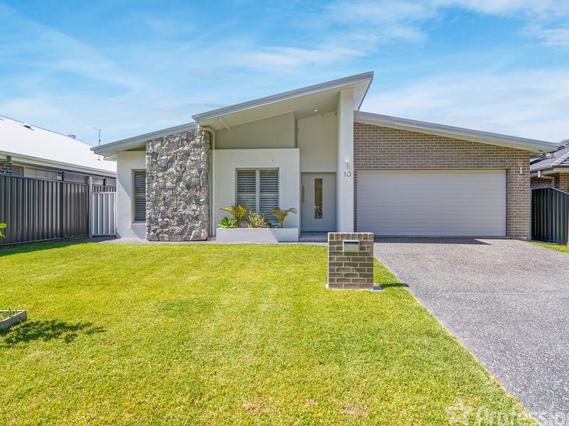 10 Grange Cres, Forster, NSW 2428