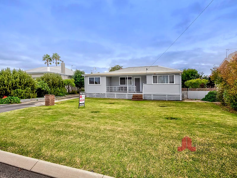 100 Mangles Street, South Bunbury, WA 6230