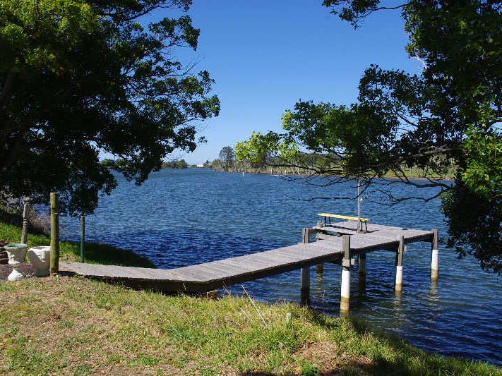 4042 Weeks Lane, Oxley Island, NSW 2430 Property Details