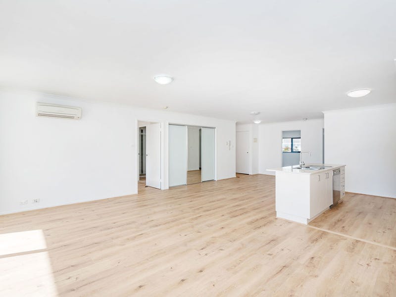 56/2 Eardley Street