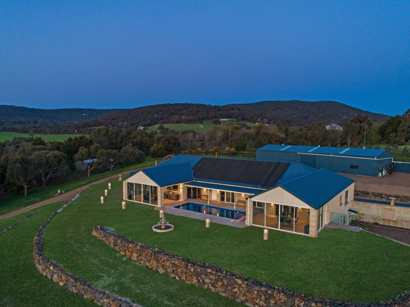 330 Barringo Road, New Gisborne, Vic 3438