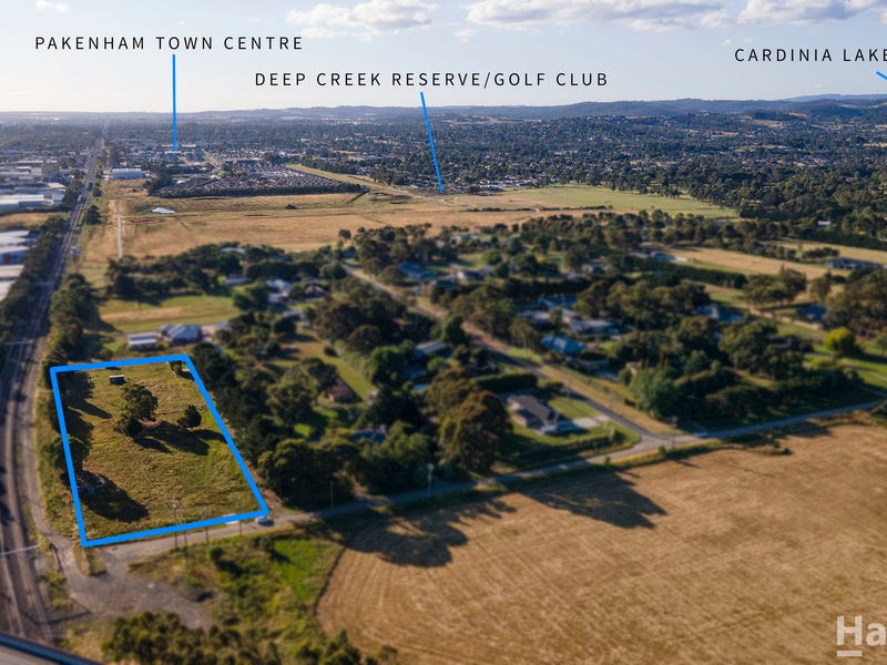 61 Ryan Road, Pakenham, Vic 3810