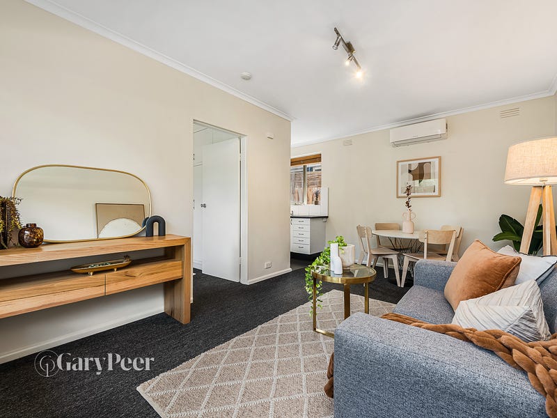 2/9 Waratah Avenue, Glen Huntly, Vic 3163