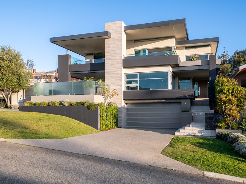 8 Elliott Road, Trigg, WA 6029