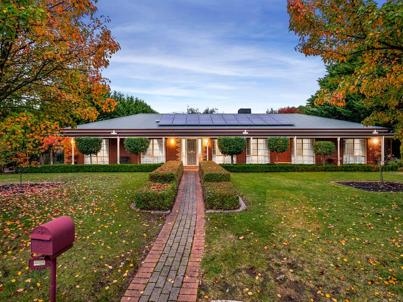 35 Skyline Drive, Gisborne, Vic 3437