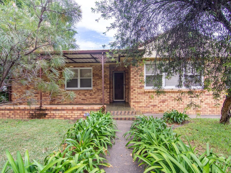 212 Johnston Street, North Tamworth, NSW 2340
