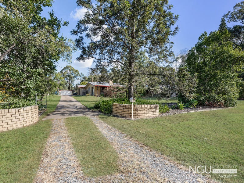 1719 Mitchell Street, Barellan Point, Qld 4306