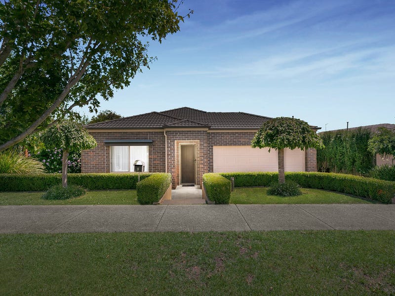 9 Vernon Close New Gisborne Vic 3438 Realestate Com Au