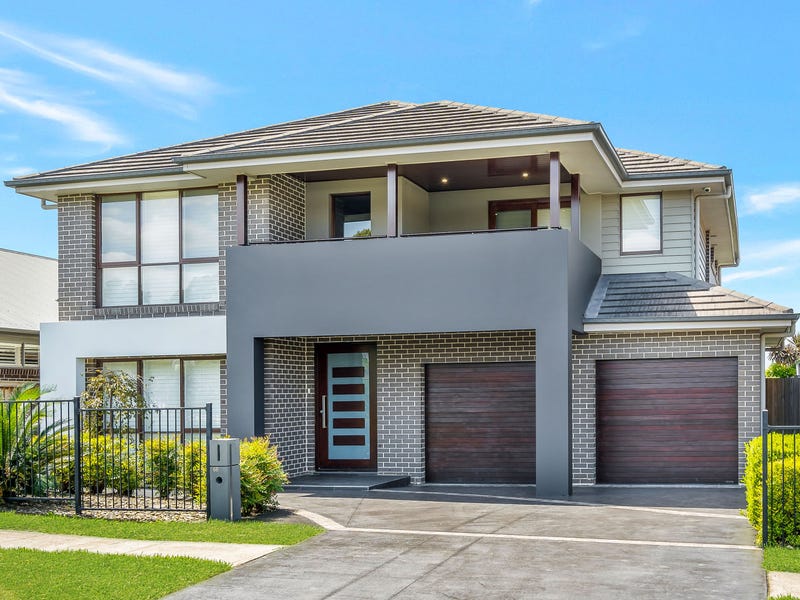 66 Pioneer Drive, Carnes Hill, NSW 2171 66 Pioneer Drive, Carnes Hill, NSW 2171