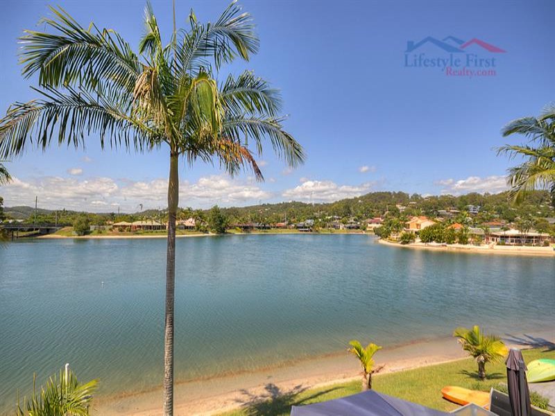 116/2 Coolgardie St, Elanora, Qld 4221 Property Details