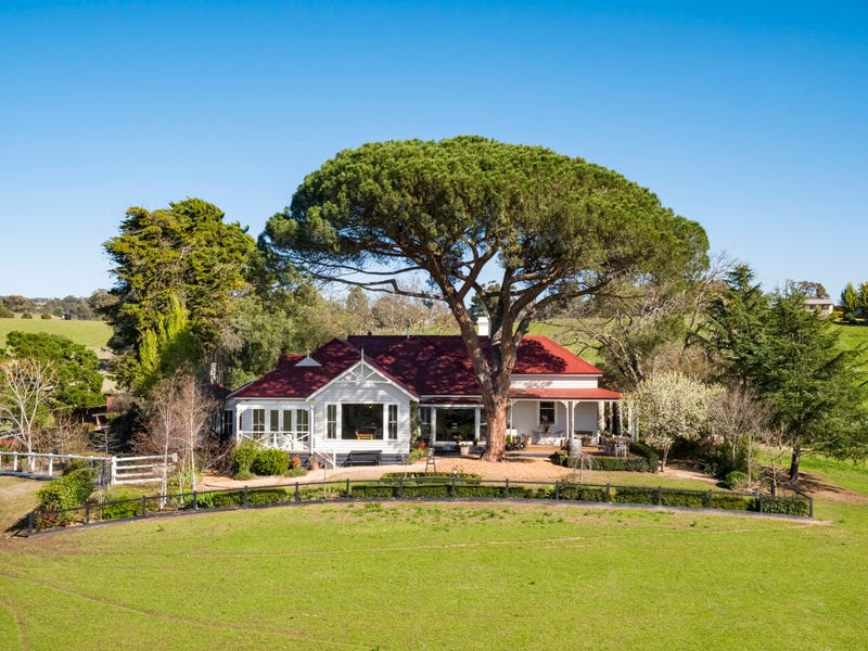 180 Doctors Gully Road, Doreen, Vic 3754 Property Details