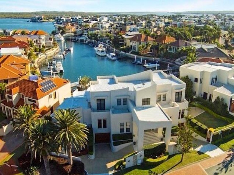 18 to 20 The Sovereign Mile, Sovereign Islands, Qld 4216 Property Details